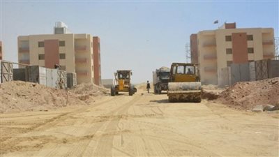 بالصور | محافظ الجيزة يتابع ميدانيا نسب تنفيذ المجمعات الحكومية بقرى أطفيح