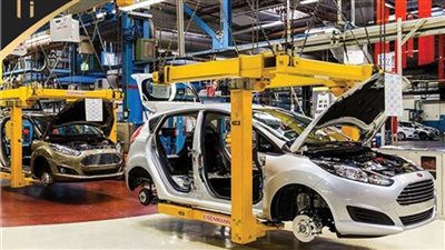 منتصف العام المقبل ..وزير قطاع الأعمال: بدء بيع السيارة الكهربائية «نصر E70» للجمهور 