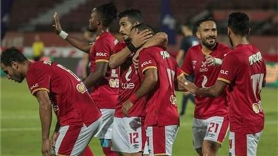 رغم انضمامه للقائمة الأفريقية.. نجم الأهلي يطلب الرحيل ..تعرف على التفاصيل  