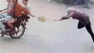 خطف حقيبة فتاة واصابتها من مجهولون يستقلون دراجة بخارية ببورسعيد