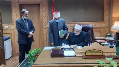 وكيل الأزهر يعتمد نتيجة اختبار الرواق الأزهري للعلوم الشرعية والعربية