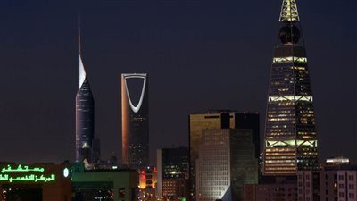 السعودية: رفع تعليق السفر للدول المعلق القدوم منها بشرط الحصول على لقاح كورونا