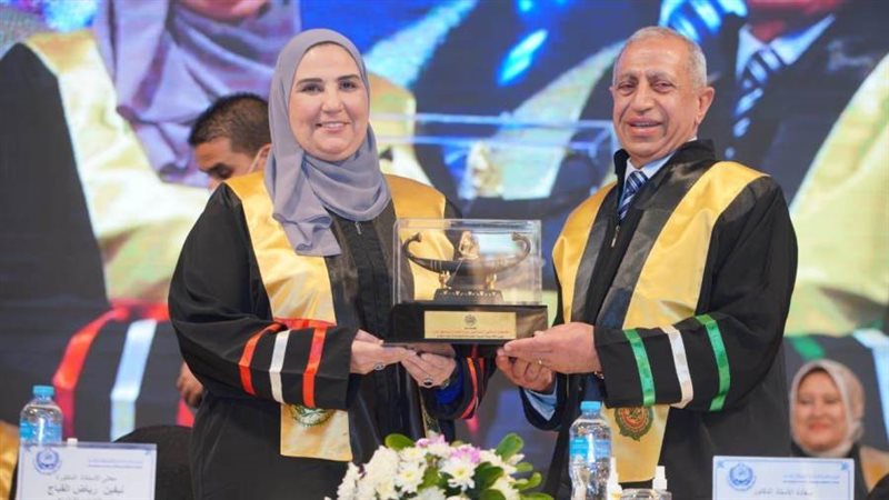 من تكريم وزيرة التضامن