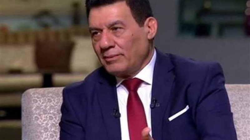 مدحت شلبي