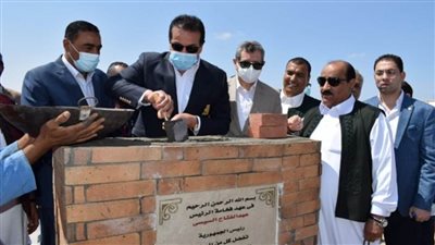 بالصور | د. خالد عبدالغفار يتفقد الأعمال الإنشائية بجامعة مطروح الحكومية 