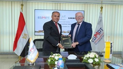 بالصور | شراء 12 ونش ساحة لمحطة 