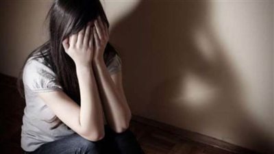 حبس عامل بعد هتكه عرض ابنة زوجته ببولاق الدكرور