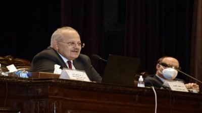 بالصور | الخشت يوجه بإنشاء كلية لتطبيقات الذكاء الاصطناعي والروبوت