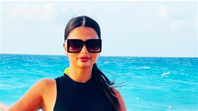 نجمة الاعلام الرياضى فرح على تسحر جمهورها بإطلالتها الصيفية عبر 