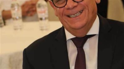 محافظ بورسعيد يستجيب لطلب شاب بحضور حفل زفافه