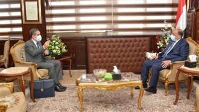 وزير التنمية المحلية يتابع تنفيذ مشروعات تطوير الريف المصري في الغربية