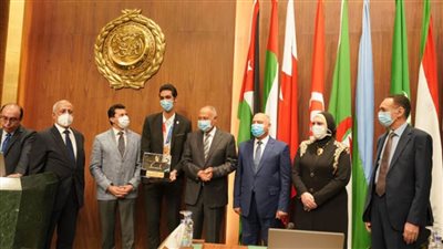 أبو الغيط يكرم رئيس الأكاديمية العربية للعلوم والتكنولوجيا ويشيد بإنجازاته