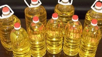 الحكومة تكشف حقيقة تداول عبوات زيت مستعمل معاد تدويره ضمن السلع التموينية