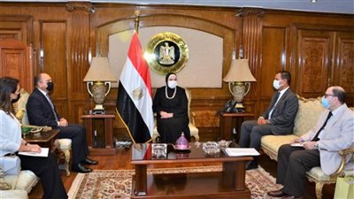 بالصور | وزيرة الصناعة: حريصون على تيسير حركة التجارة بين مصر والأردن