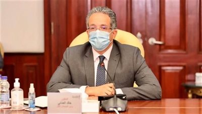 وزير السياحة يصدر قرارًا بالغلق الإداري لأحد فنادق البحر الأحمر