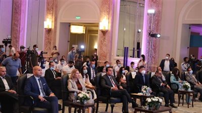 بالصور | د. خالد عبدالغفار يشهد حفل ختام فعاليات النسخة السابعة من البرنامج العالمي 