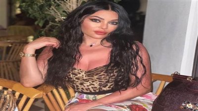 شاهد| هيفاء وهبي تستعرض رشاقتها في أحدث إطلالة