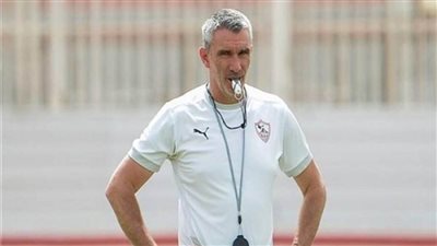 لهذا السبب.. كارتيرون يوافق على رحيل نجم الزمالك