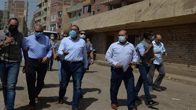 بالصور | مدبولي يتفقد مجمع الخدمات ومركز الشباب ومشروعات المرافق بالقليوبية
