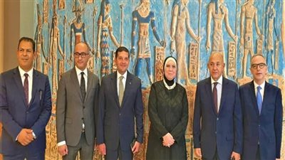 بالصور | وزيرة التجارة تستعرض الاستعدادات النهائية للمشاركة المصرية باكسبو 2020 بدبي