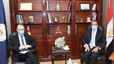 وزير السياحة يلتقي سفير دولة بلغاريا بالقاهرة لدعم سبل التعاون في الآثار