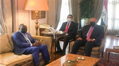 بدء جلسة المباحثات بين سامح شكري ونظيره الكونغولي 