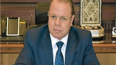 النائب العام يأمر بحبس خمسة متهمين لسرقتهم أموال عملاء ببنك مصر 