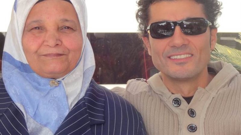 خالد النبوى ووالدته