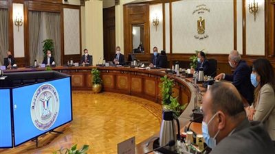 بالصور | مدبولي: الحكومة قطعت شوطا كبيرا في مسار دعم صناعة السيارات