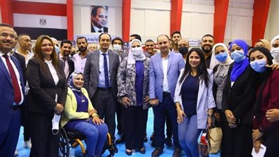 بالصور | وزيرة التضامن تكرم الفريق الفائز في بطولة الدوري الرياضي للمتعافين من الإدمان  