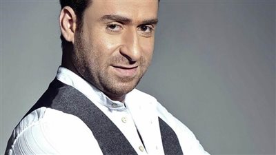  نضال الشافعى يغادر المستشفى بعد استقرار حالته