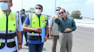 الرئيس السيسي يتفقد توسعة الدائرى من محور جيهان السادات حتى شبرا-بنها الحر
