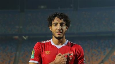 محمد هاني يدرس الرحيل عن الأهلي