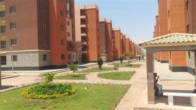 وزير الإسكان يتابع الموقف التنفيذي لمشروع عمارات السلام لسكان المناطق العشوائية 