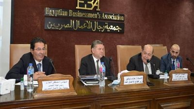 بالصور | وزير قطاع الأعمال العام: علامة تجارية جديدة لمنتجات الغزل والنسيج