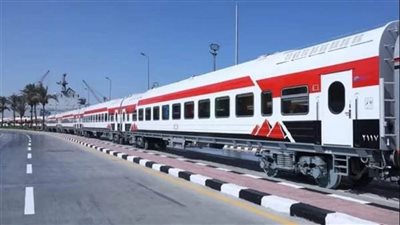 ميناء الإسكندرية يستقبل عربيتين مكيفتين و13 عربة بوفيه ضمن العربات الروسية الجديدة