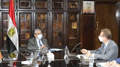 وزير الكهرباء يستقبل السفير الجديد لجمهورية ألمانيا الإتحادية بالقاهرة لبحث تعزيز التعاون 