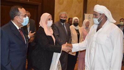 الرئيس السيسي يوجه بزيادة تعويضات أسر الشهداء إلى 200 ألف جنيه 