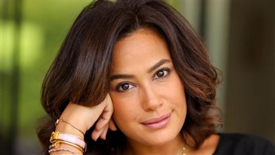 هند صبري عن اختيار صورتها ملصقًا رسميًا لمهرجان قرطاج: بكيت لما شوفتها