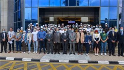 المشاركون فى منتدى الشباب المصرى الروسى يزورون العربية للتصنيع