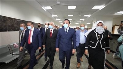 د. خالد عبدالغفار ورئيس جامعة المنوفية والمحافظ يفتتحون كليتي طب الأسنان والذكاء الاصطناعي ومركز القياس والتقويم (صور)