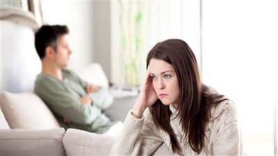 لسبب غريب.. فتاة تطلب من زوجها الزواج من شقيقتها