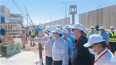 جولة تفقدية لوزير البترول والثروة المعدنية لمنطقتى خليج السويس ورأس غارب البترولية بالبحر الأحمر