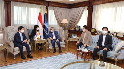 الفريق أسامة ربيع يستقبل رئيس البرلمان الكوري وسفير كوريا بالقاهرة