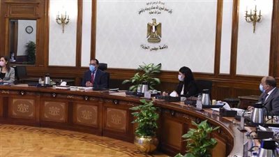رئيس الوزراء يتابع الخطوات التنفيذية لتحفيز الصناعة