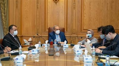 وزير الإنتاج الحربي يبحث مع وفد كوري جنوبي التعاون المشترك في مجال إدارة المخلفات (صور)