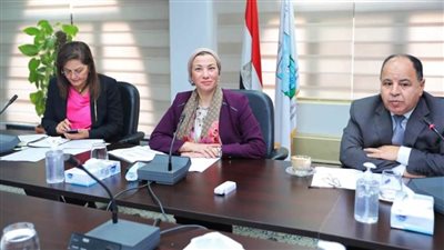 وزراء البيئة والتخطيط والمالية يجتمعون لبحث الأدوات الاقتصادية الخضراء فى إطار التحول نحو الاقتصاد الأخضر