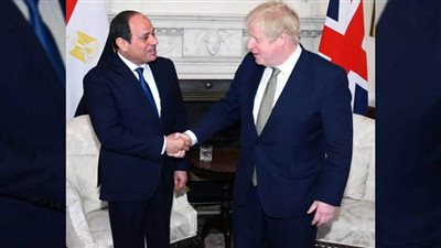 رئيس الوزراء البريطاني يهنئ الرئيس السيسي على ترشيح مصر لاستضافة COP27