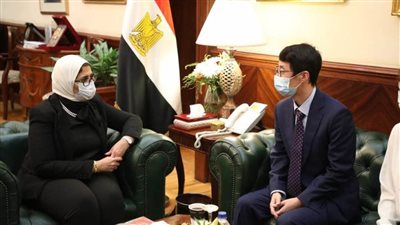 وزيرة الصحة: الرئيس السيسي يقدم كافة سبل الدعم لتوطين صناعة اللقاحات بمصر