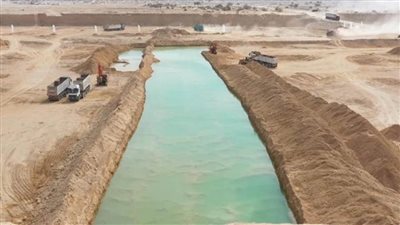 وزير النقل يتفقد مواقع العمل في مشروع استكمال أعمال تطوير ميناء العين السخنة (صور)